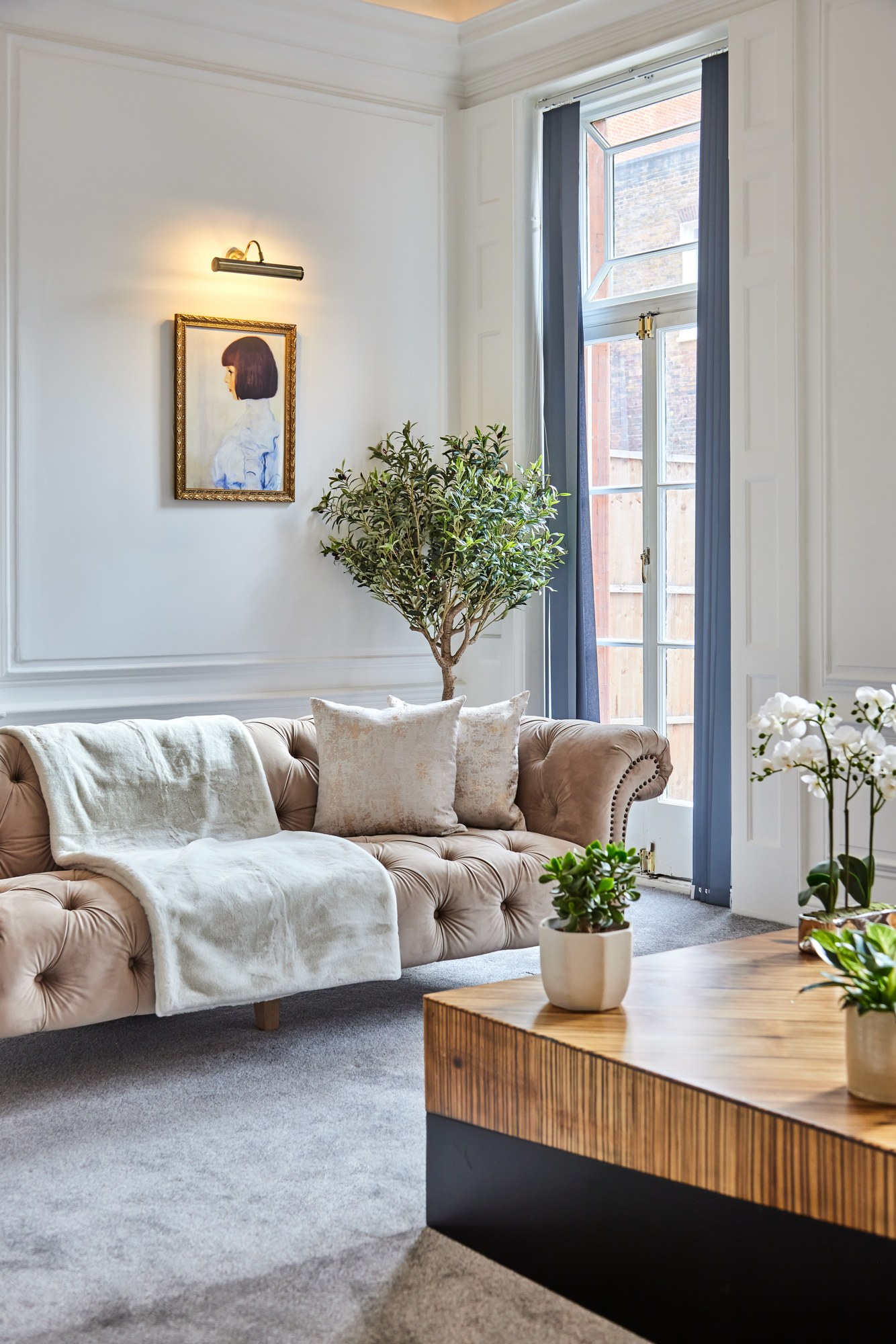 The Mayfair Apartment &mdash; interior